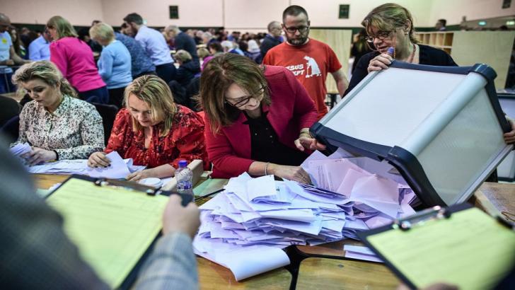 Volunteers count votes in Ireland's election